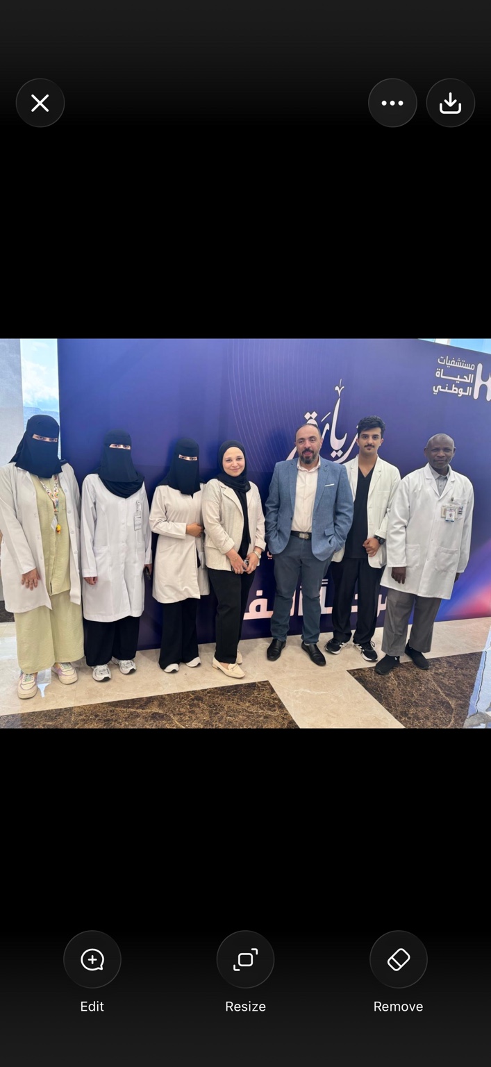 Dr. Mohamed Salama with the Hayat National Hospitals clinical team